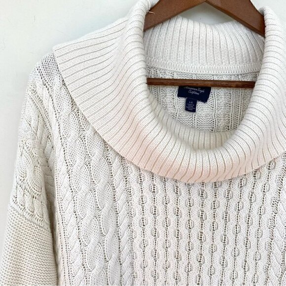 American Eagle Outfitters sweater with cowl neckline, dolman cut, oversized - Picture 4 of 13